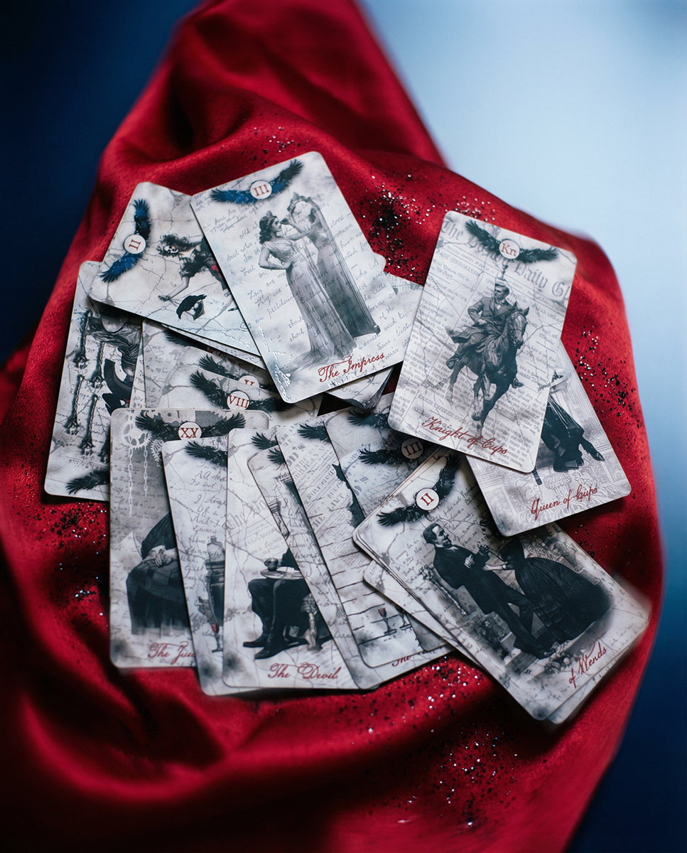 TAROT OF AMERICAN GOTHIC POEMS_CARDS SHOW